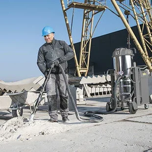 Aspirador Profissional de Sólidos e Líquidos Kärcher NT 70/3