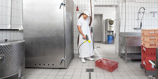 Central de alta pressão com água quente Kärcher, linha profissional e industrial. Central de alta pressão com água quente Kärcher, linha profissional e industrial.