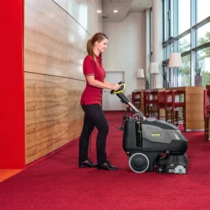 Limpadora de Carpete à Extração Kärcher BRC 40/22 C: Linha Profissional e Industrial.