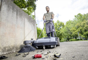 Varredeira KM 70/15 KARCHER